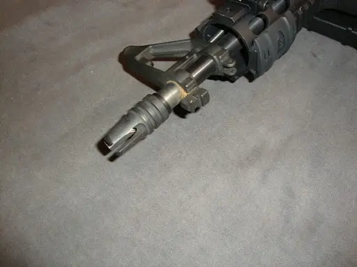 AR-15 flash hider